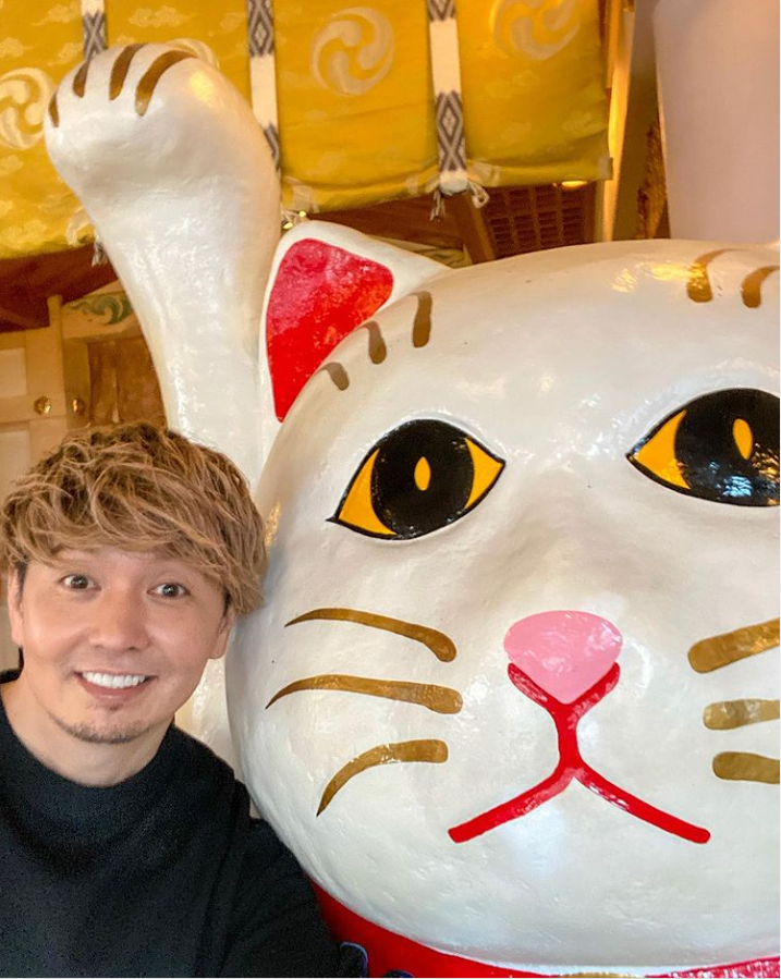 今戸神社の招き猫とショックアイ