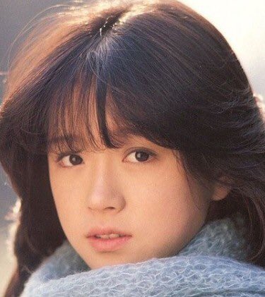 中森明菜の若い頃画像３