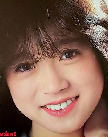 中森明菜の若い頃画像４