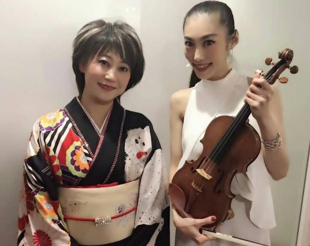 末延麻裕子と友近