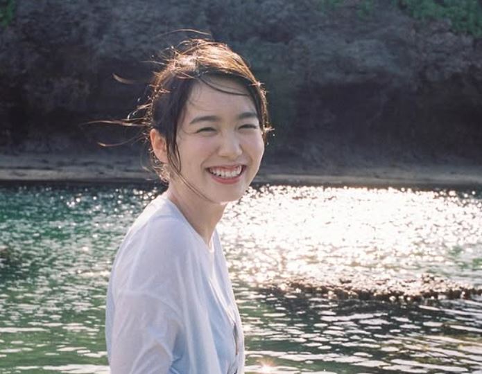 飯豊まりえ笑顔画像６