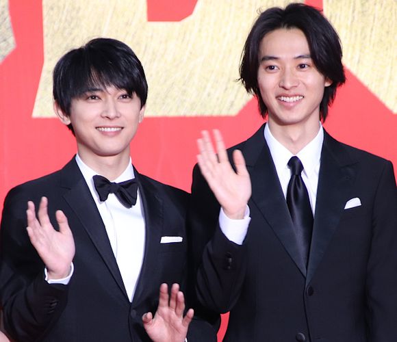 吉沢亮と山崎賢人