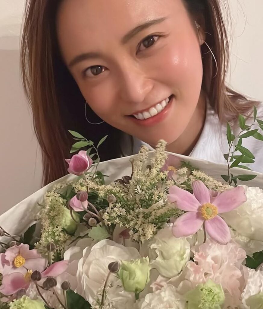 小島瑠璃子
