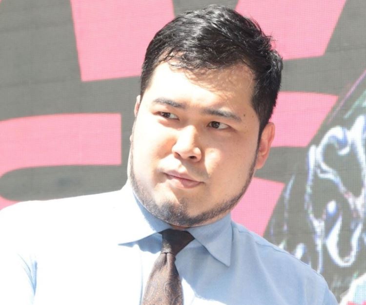 松井ケムリ輪郭