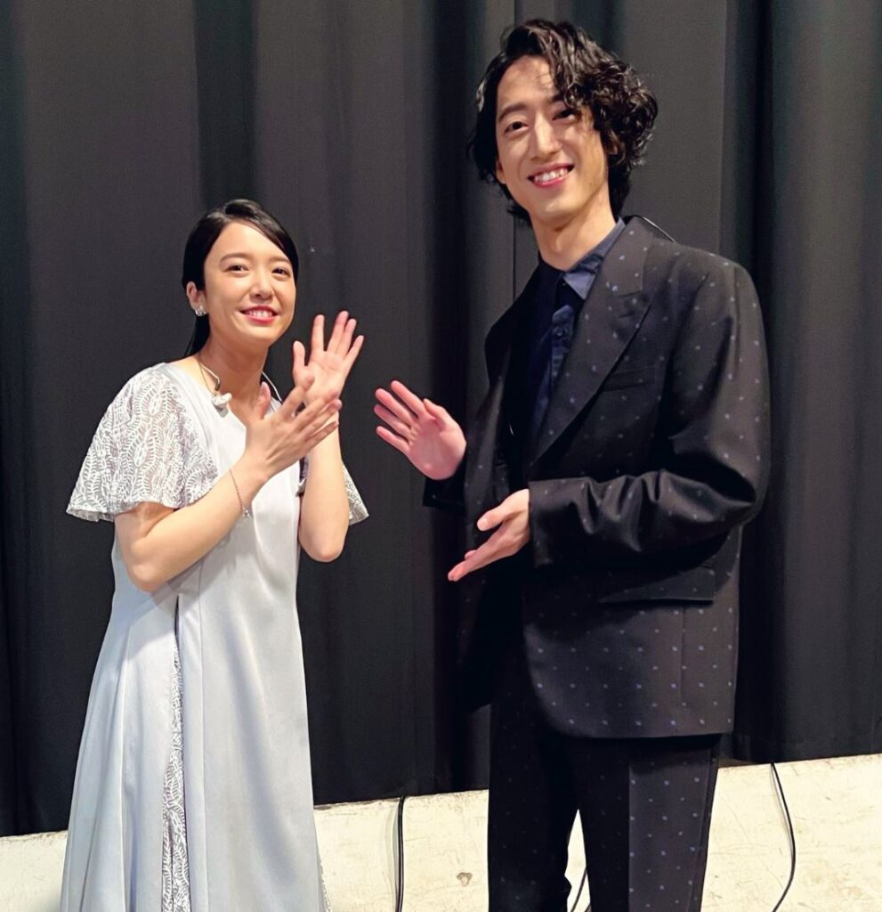 角野隼斗と上白石萌音