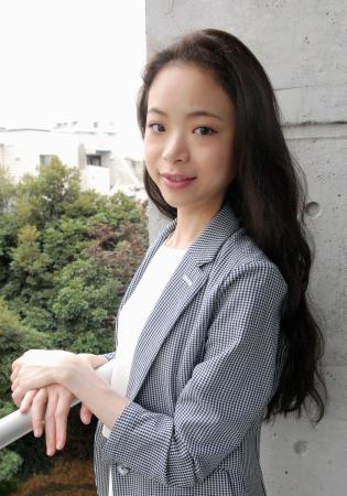 趣里25歳