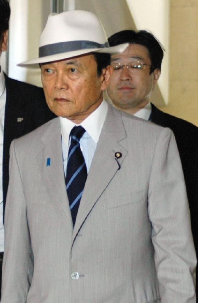 麻生太郎帽子姿5