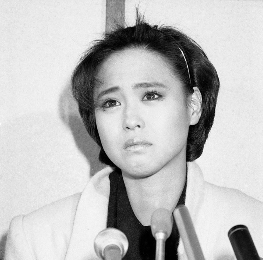破局会見での松田聖子
