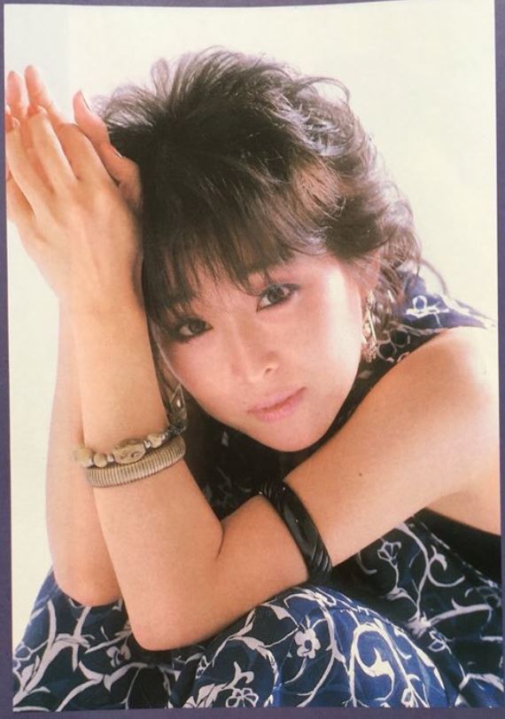 若い頃の杏子画像1