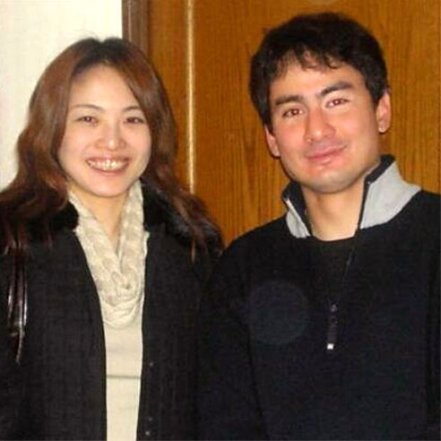野口健と妻の靖子